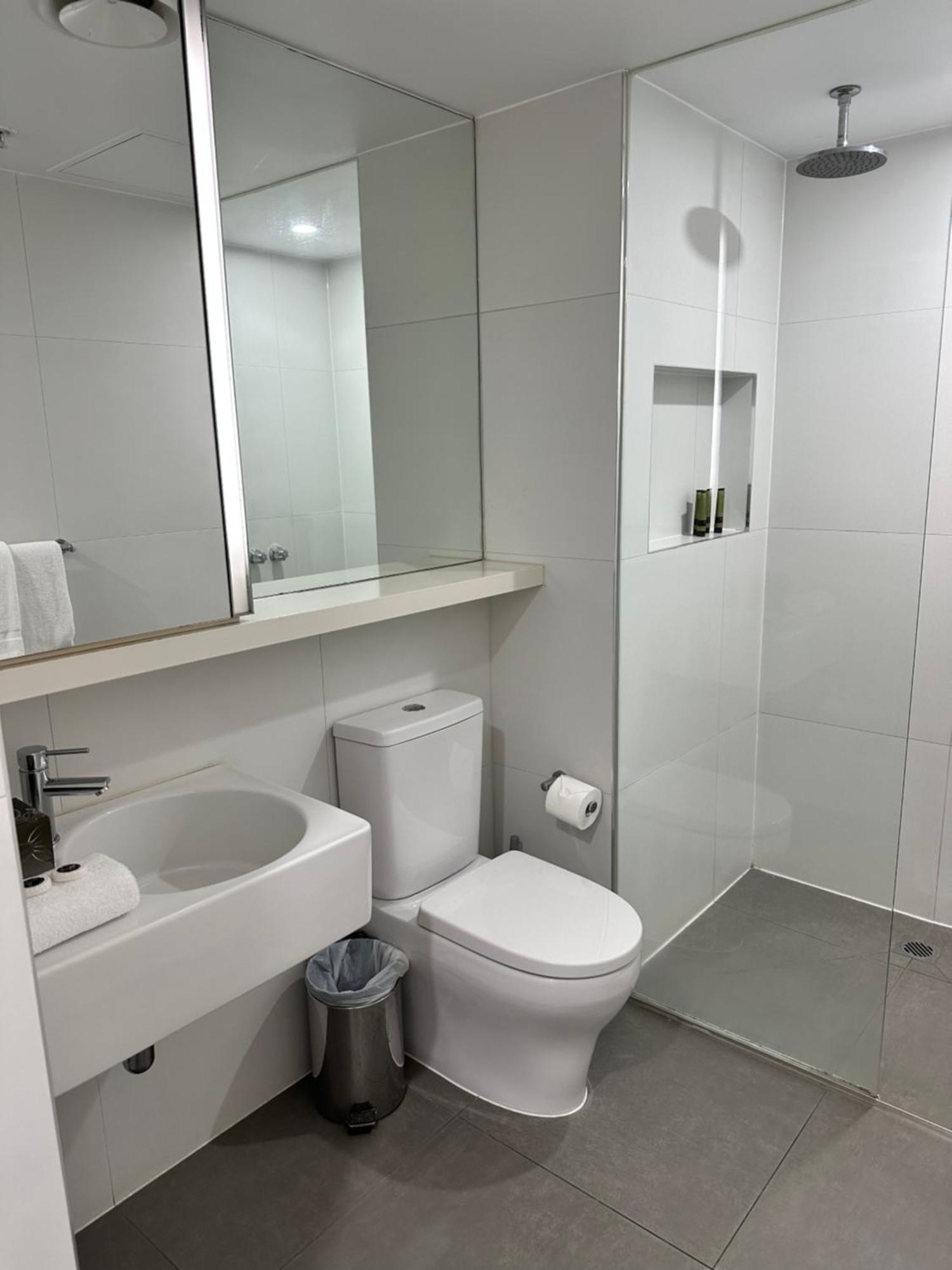 Aparthotel Adele East *